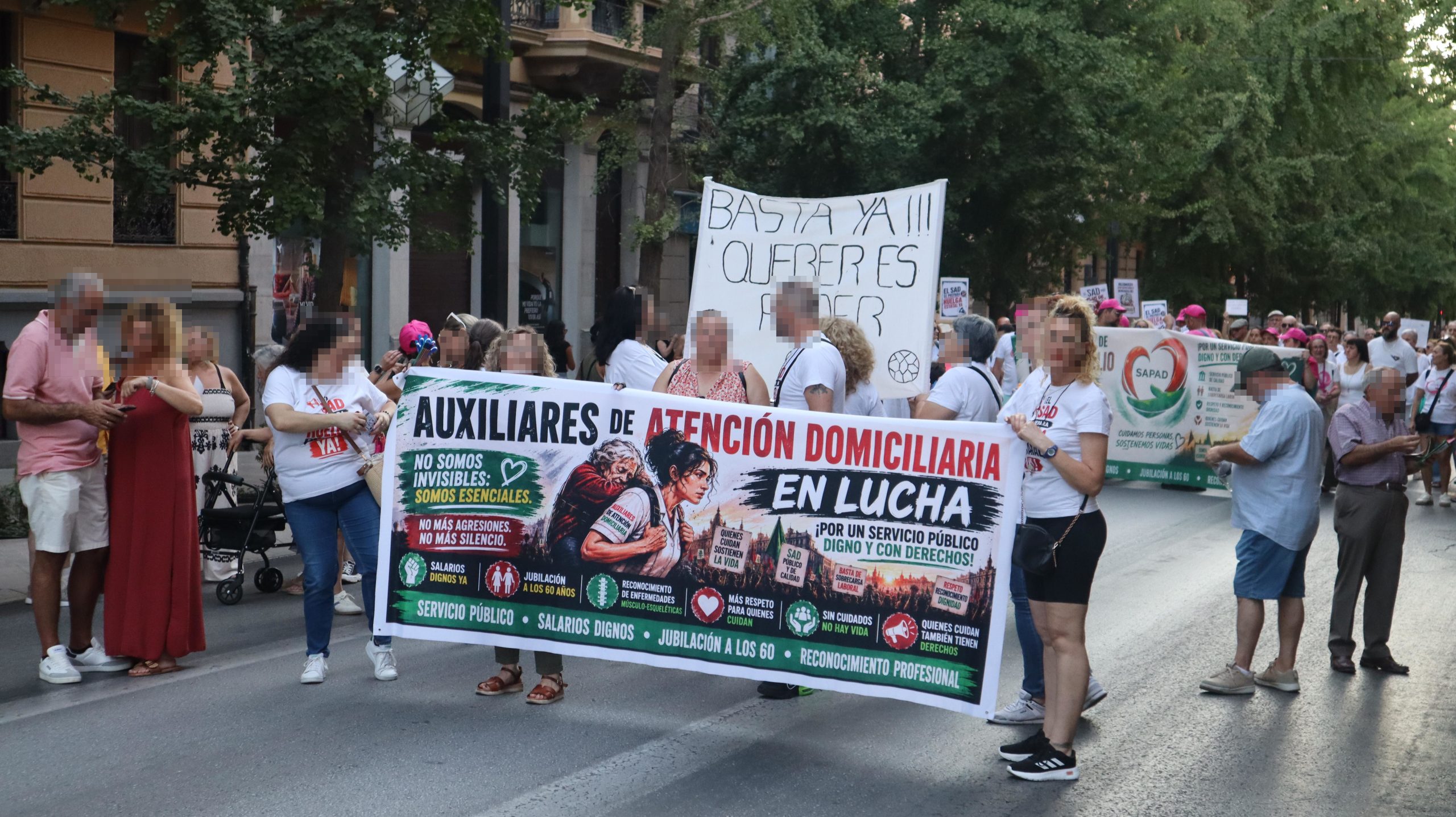 Granada: crónica de la movilización del SAD y entrevistas con las trabajadoras